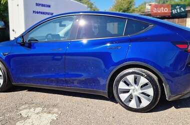 Внедорожник / Кроссовер Tesla Model Y 2021 в 