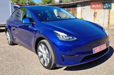 Tesla Model Y 2021