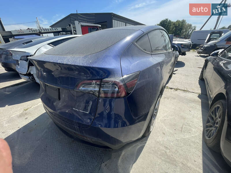 Позашляховик / Кросовер Tesla Model Y 2023 в Львові