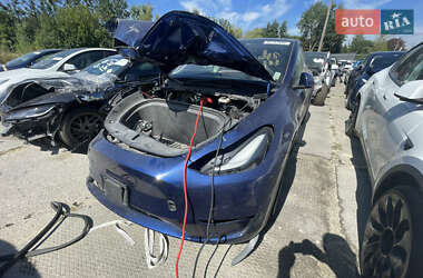 Позашляховик / Кросовер Tesla Model Y 2023 в 