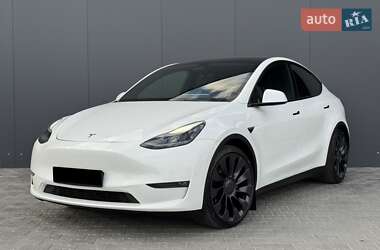 Tesla Model Y 2022