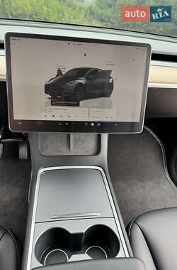 Внедорожник / Кроссовер Tesla Model Y 2022 в 