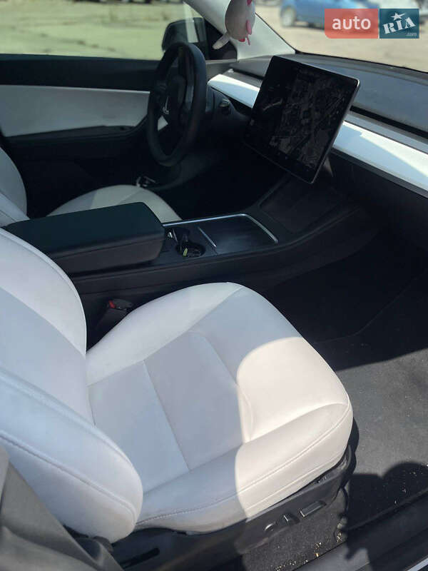 Внедорожник / Кроссовер Tesla Model Y 2021 в Запорожье фото 8 Внедорожник / Кроссовер Tesla Model Y 2021 в Запорожье