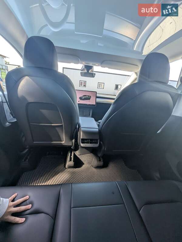 Внедорожник / Кроссовер Tesla Model Y 2022 в Львове фото 9 Внедорожник / Кроссовер Tesla Model Y 2022 в Львове