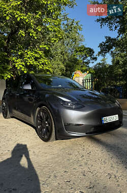 Tesla Model Y 2022