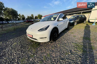 Позашляховик / Кросовер Tesla Model Y 2021 в 