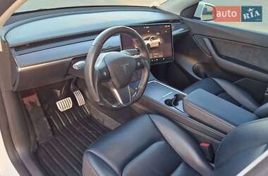 Позашляховик / Кросовер Tesla Model Y 2022 в 