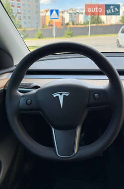 Внедорожник / Кроссовер Tesla Model Y 2023 в 