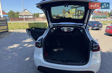 Внедорожник / Кроссовер Tesla Model Y 2021 в 
