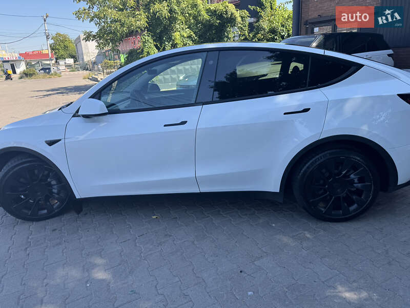 Позашляховик / Кросовер Tesla Model Y 2021 в Броварах фото 18 Позашляховик / Кросовер Tesla Model Y 2021 в Броварах
