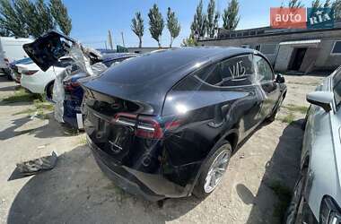 Внедорожник / Кроссовер Tesla Model Y 2021 в 