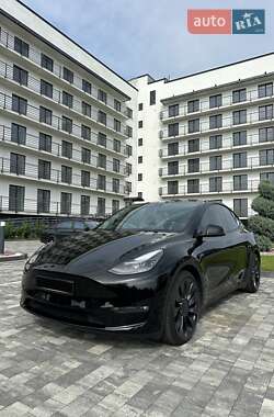 Внедорожник / Кроссовер Tesla Model Y 2023 в Киеве