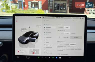 Позашляховик / Кросовер Tesla Model Y 2023 в 