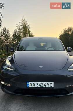 Позашляховик / Кросовер Tesla Model Y 2022 в 
