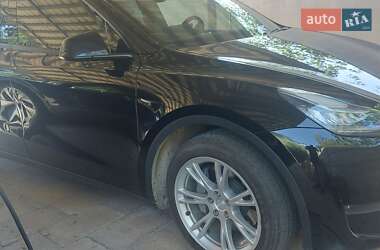 Внедорожник / Кроссовер Tesla Model Y 2021 в Буче