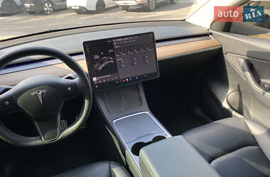Внедорожник / Кроссовер Tesla Model Y 2021 в 