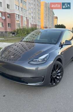 Tesla Model Y 2022