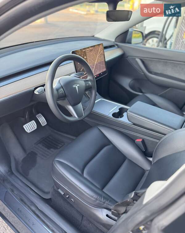 Позашляховик / Кросовер Tesla Model Y 2022 в Києві