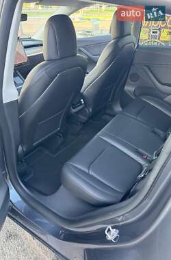Внедорожник / Кроссовер Tesla Model Y 2022 в 