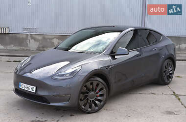 Tesla Model Y 2022