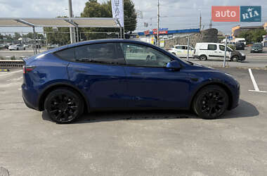 Позашляховик / Кросовер Tesla Model Y 2022 в 