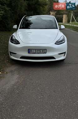 Внедорожник / Кроссовер Tesla Model Y 2021 в 