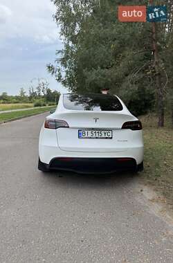 Внедорожник / Кроссовер Tesla Model Y 2021 в 
