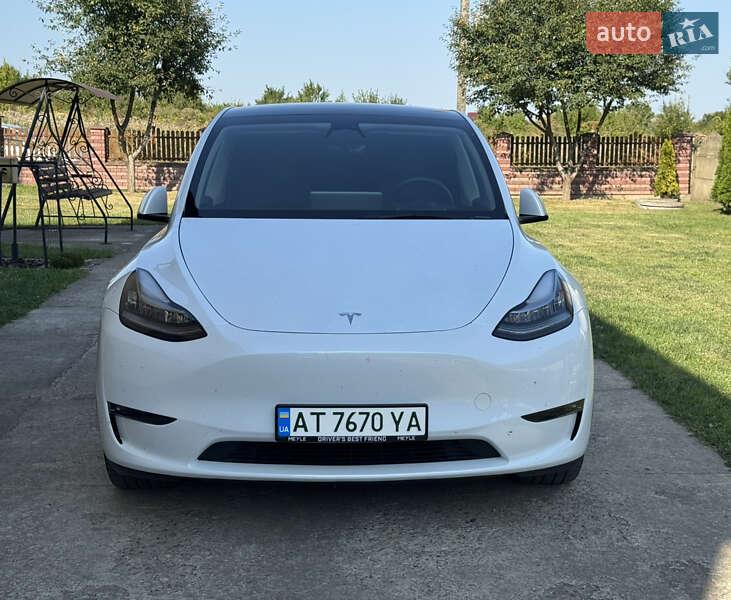Позашляховик / Кросовер Tesla Model Y 2023 в Івано-Франківську фото 2 Позашляховик / Кросовер Tesla Model Y 2023 в Івано-Франківську