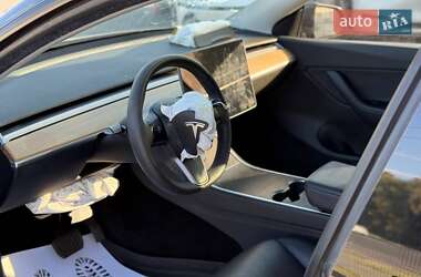 Внедорожник / Кроссовер Tesla Model Y 2021 в 