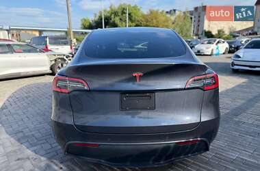Внедорожник / Кроссовер Tesla Model Y 2021 в 