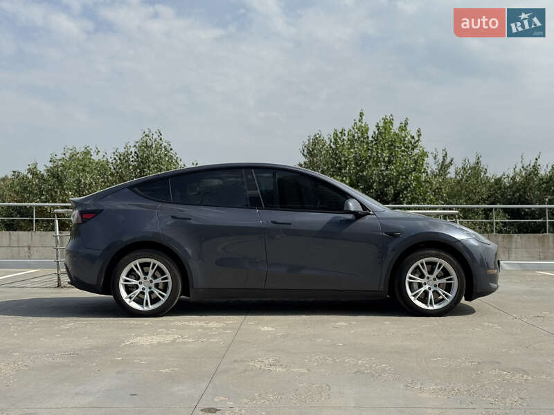Позашляховик / Кросовер Tesla Model Y 2022 в Києві