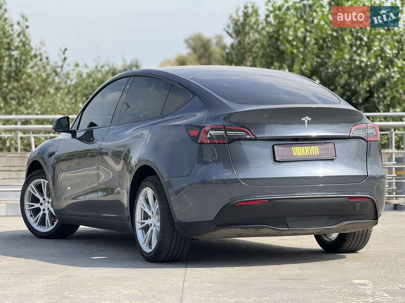 Позашляховик / Кросовер Tesla Model Y 2022 в Києві