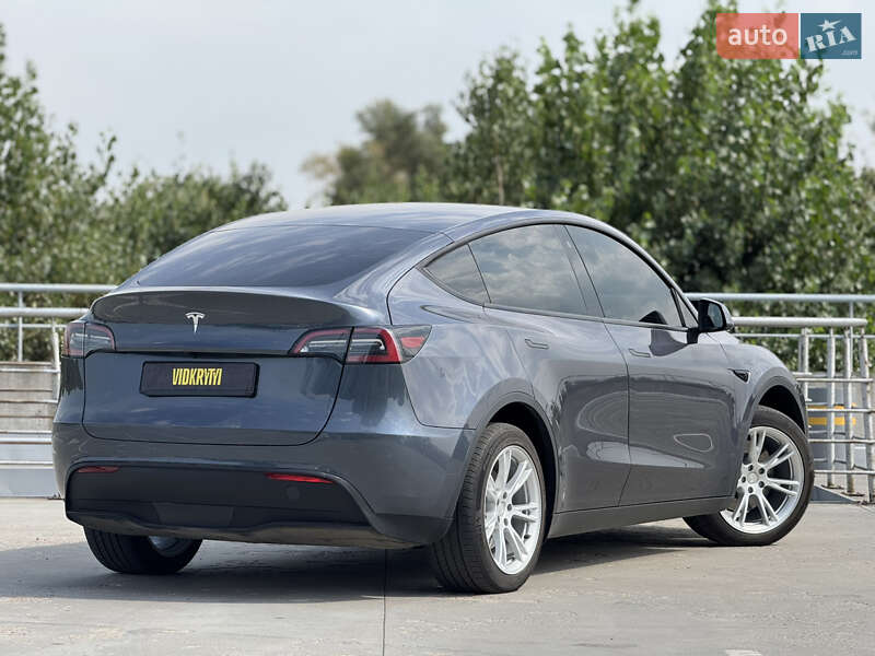 Позашляховик / Кросовер Tesla Model Y 2022 в Києві