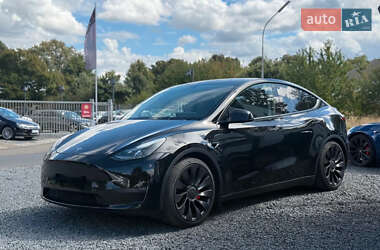 Внедорожник / Кроссовер Tesla Model Y 2023 в Днепре
