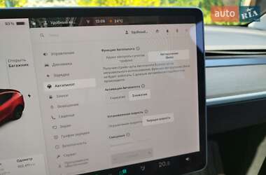 Позашляховик / Кросовер Tesla Model Y 2021 в 