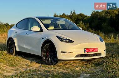 Позашляховик / Кросовер Tesla Model Y 2023 в 