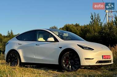 Позашляховик / Кросовер Tesla Model Y 2023 в 
