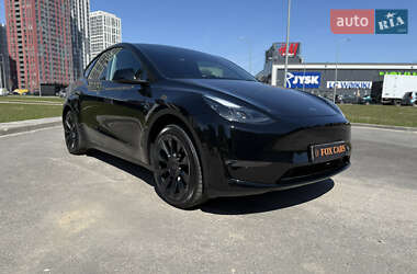 Позашляховик / Кросовер Tesla Model Y 2023 в 