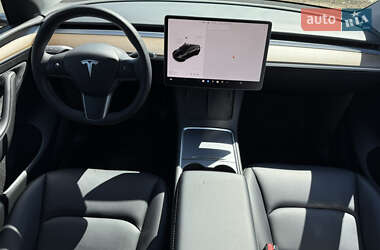 Позашляховик / Кросовер Tesla Model Y 2023 в 