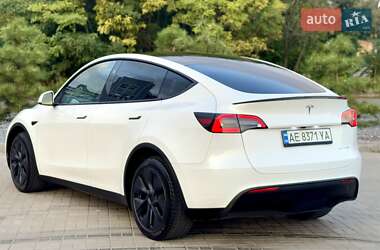 Внедорожник / Кроссовер Tesla Model Y 2024 в 