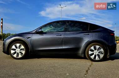 Внедорожник / Кроссовер Tesla Model Y 2023 в 