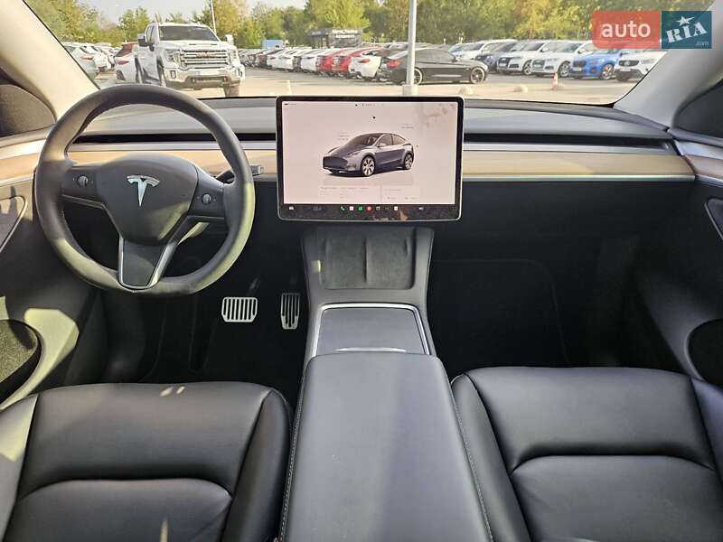 Позашляховик / Кросовер Tesla Model Y 2023 в Дніпрі