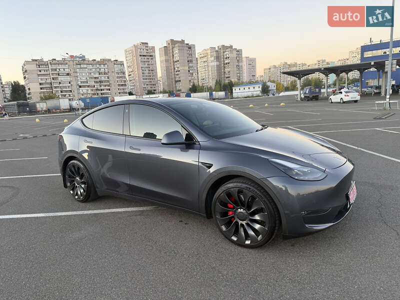 Внедорожник / Кроссовер Tesla Model Y 2022 в 