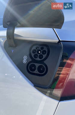 Позашляховик / Кросовер Tesla Model Y 2023 в 