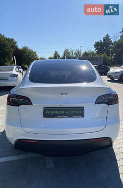 Позашляховик / Кросовер Tesla Model Y 2023 в 