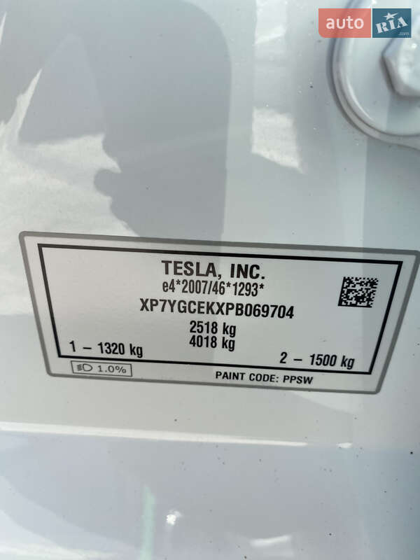 Внедорожник / Кроссовер Tesla Model Y 2023 в Киеве фото 15 Внедорожник / Кроссовер Tesla Model Y 2023 в Киеве