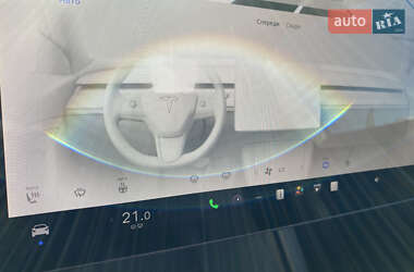 Позашляховик / Кросовер Tesla Model Y 2023 в 