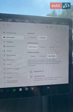 Позашляховик / Кросовер Tesla Model Y 2023 в 