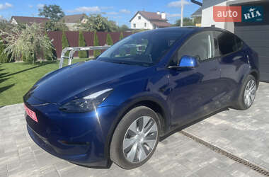 Позашляховик / Кросовер Tesla Model Y 2023 в 