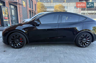 Внедорожник / Кроссовер Tesla Model Y 2023 в Кременчуге